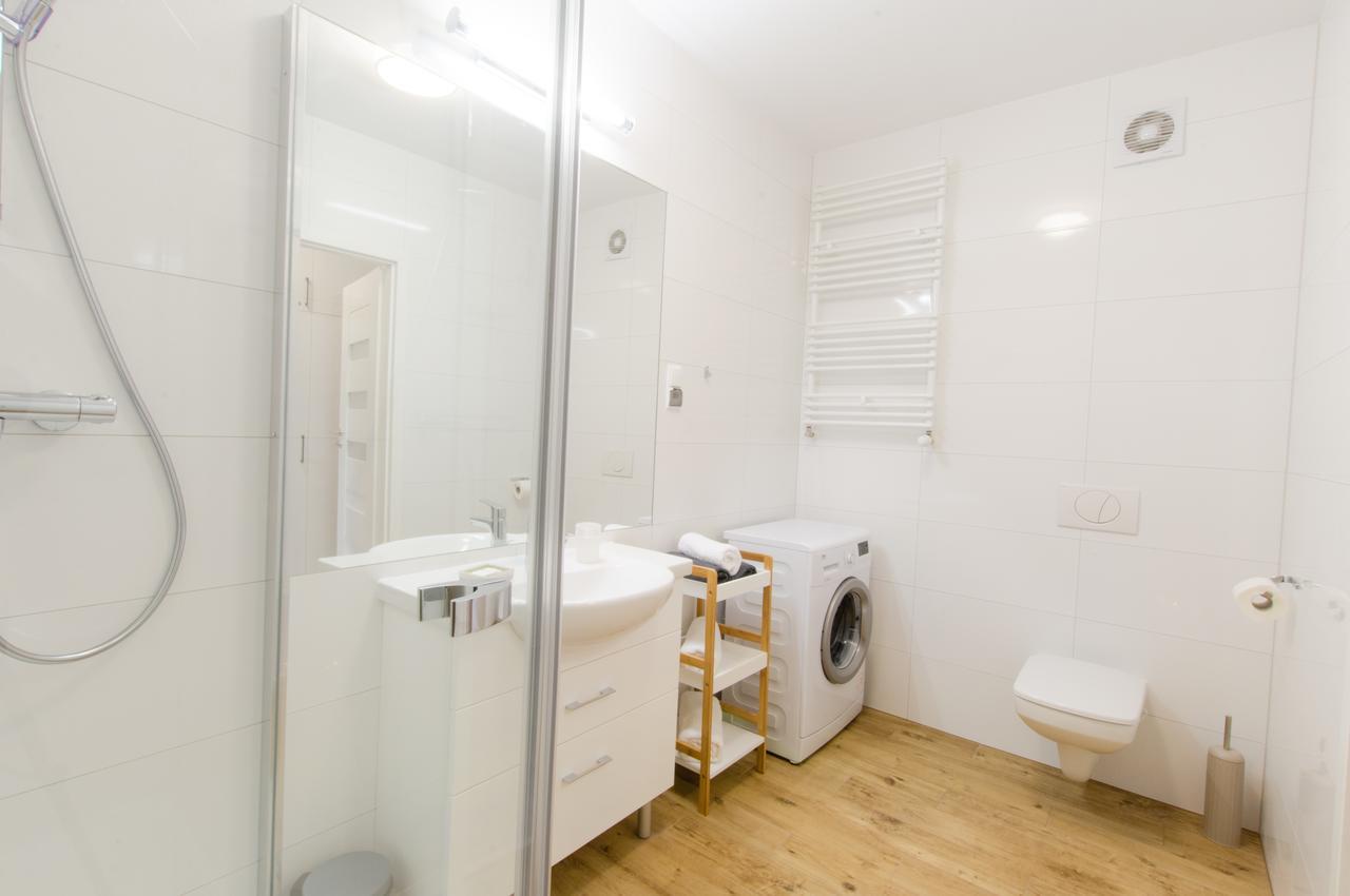 Apartament Z Garazem Solna 11C/306 科沃布热格 外观 照片
