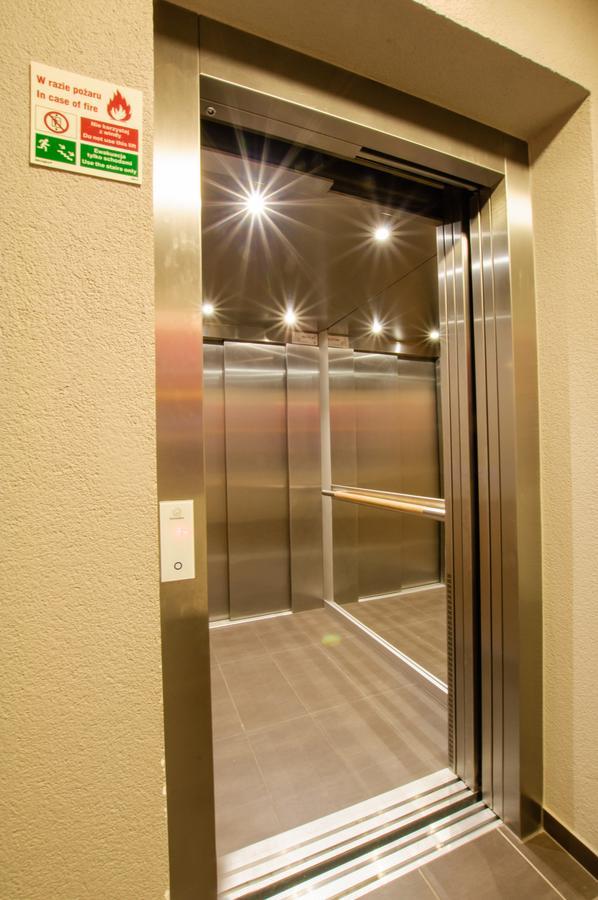 Apartament Z Garazem Solna 11C/306 科沃布热格 外观 照片